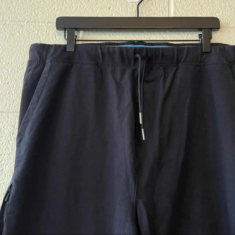 Mack Weldon Ace Sweatpant in Color True Black Jogger Style with Drawstring - Picture 5 of 10